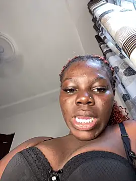 CBonita online show from 04-29-26, 04:11