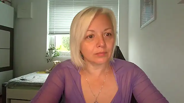 Linsy Kim online show from 10-02-25, 05:47