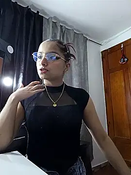 Snapshot of NaughtyLola_26 chatting on 10-01-25, 08:26 NaughtyLola 26 online show from 10-01-25, 08:26