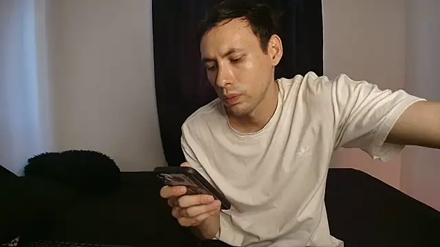 Demian-melany online show from 11-26-25, 02:29