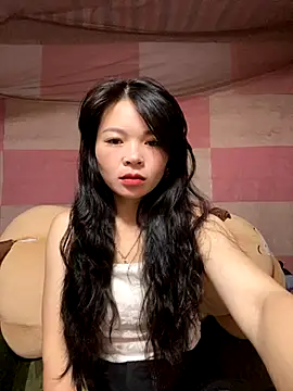 Snapshot of Aminotran chatting on 09-20-25, 03:46 Aminotran online show from 09-20-25, 03:46