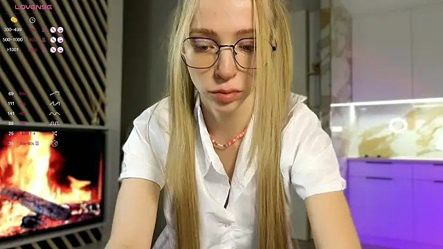 BritaKiss online show from 09-12-25, 02:11