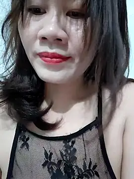 Snapshot of Singlemom69x chatting on 05-24-26, 12:43 Singlemom69x online show from 05-24-26, 12:43