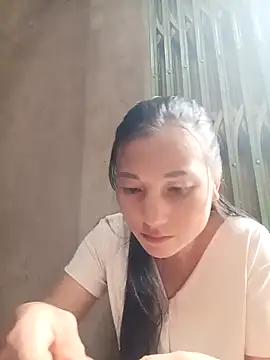 Snapshot of YAYAA-502 chatting on 09-18-25, 01:40 YAYAA-502 online show from 09-18-25, 01:40