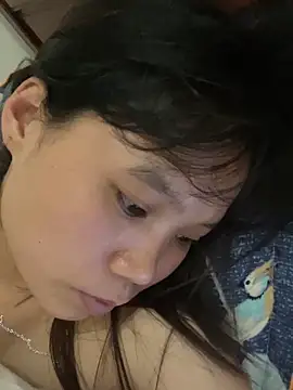 Snapshot of Ngoc-bbi chatting on 09-21-25, 04:25 Ngoc-bbi online show from 09-21-25, 04:25