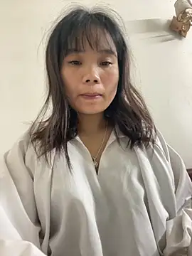 Snapshot of Ngoc-bbi chatting on 09-26-25, 06:01 Ngoc-bbi online show from 09-26-25, 06:01
