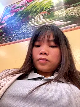 Snapshot of Ngoc-bbi chatting on 09-29-25, 08:08 Ngoc-bbi online show from 09-29-25, 08:08