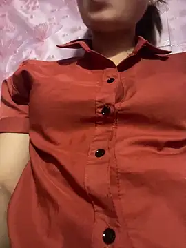 Ngoc-bbi online show from 06-18-26, 01:48