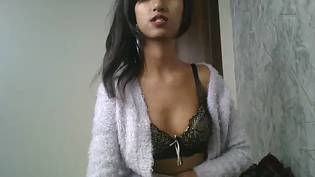 lily 9900 online show from 11-29-25, 07:28