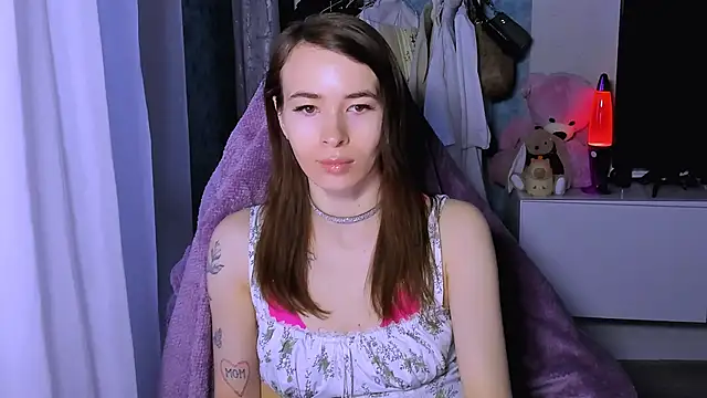 ZoyaMill online show from 11-28-25, 05:54