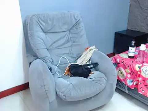 Snapshot of sanabeltits202cl chatting on 10-11-25, 03:17 sanabeltits202cl online show from 10-11-25, 03:17