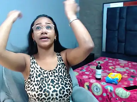 sanabeltits202cl online show from 10-21-25, 03:18