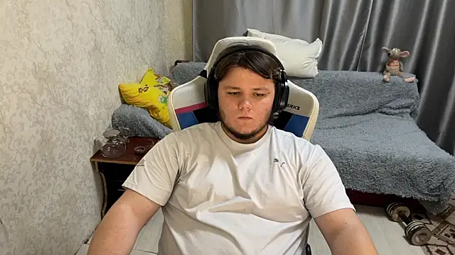 desiredude9 online show from 09-23-25, 06:33