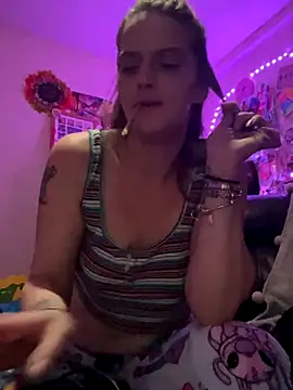 Snapshot of kittykatbean chatting on 11-27-25, 05:59 kittykatbean online show from 11-27-25, 05:59