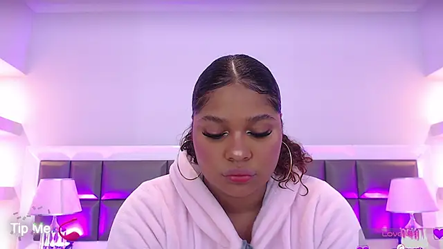 LennaEvans online show from 09-20-25, 12:17