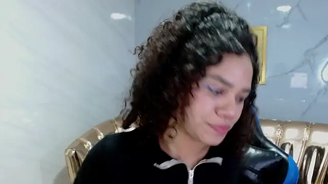 Snapshot of Canela_s1 chatting on 11-11-25, 09:15 Canela s1 online show from 11-11-25, 09:15