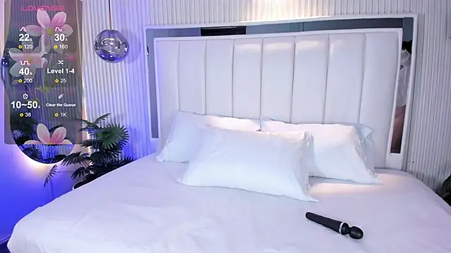 MariathLittle online show from 11-14-25, 05:33