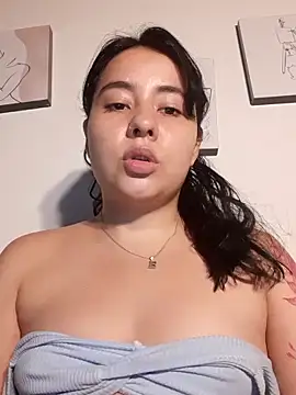 Yuli-27 online show from 10-14-25, 02:23