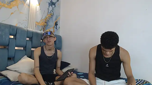 PRETTY FEM online show from 02-08-26, 07:39