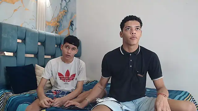 PRETTY FEM online show from 04-02-26, 01:36