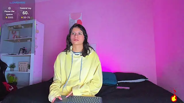 Georgina Ferri  online show from 11-14-25, 05:11