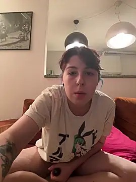 Snapshot of ilaria_miss98 chatting on 04-14-26, 06:58 ilaria miss98 online show from 04-14-26, 06:58