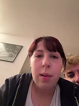 Snapshot of ilaria_miss98 chatting on 04-15-26, 08:53 ilaria miss98 online show from 04-15-26, 08:53
