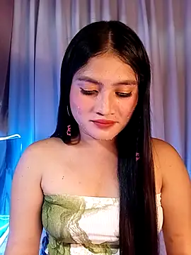 Snapshot of Naughtyalina2 chatting on 09-27-25, 07:19 Naughtyalina2 online show from 09-27-25, 07:19