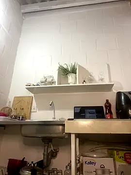 Jessyivonne online show from 11-19-25, 12:32