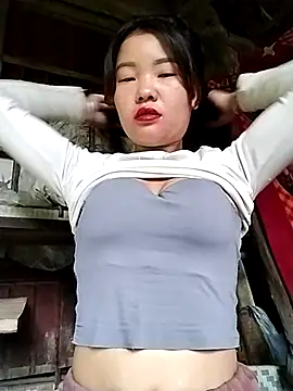 lylylove online show from 09-27-25, 01:21