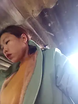 Ngocmi909 online show from 01-19-26, 01:09