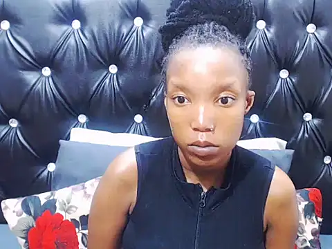 Snapshot of AppleAss02 chatting on 01-05-26, 07:17 AppleAss02 online show from 01-05-26, 07:17