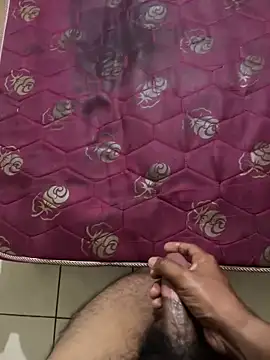 Snapshot of aliahmed98770 chatting on 12-13-25, 07:53 aliahmed98770 online show from 12-13-25, 07:53