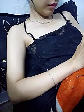 Snapshot of _Thaotam_ chatting on 01-09-26, 01:36 Thaotam online show from 01-09-26, 01:36
