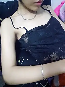 Snapshot of _Thaotam_ chatting on 01-11-26, 02:11 Thaotam online show from 01-11-26, 02:11
