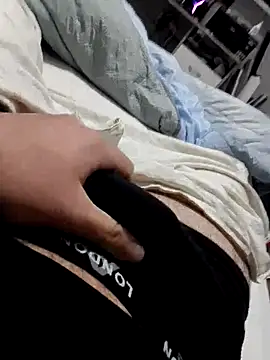 Snapshot of durellosbrodolone chatting on 03-17-26, 12:15 durellosbrodolone online show from 03-17-26, 12:15