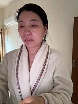 xiiuuff18 online show from 03-31-26, 11:38