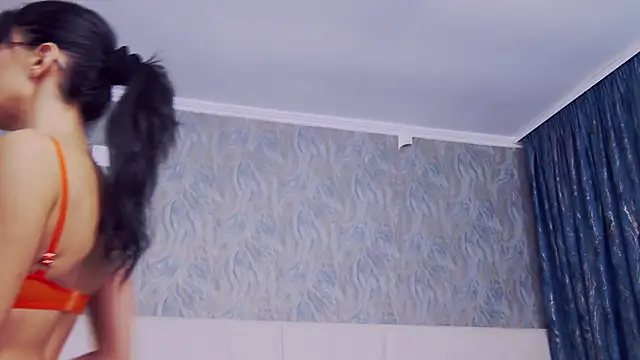 GraceRous online show from 11-12-25, 06:14