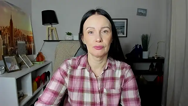 Velvet Jasmine online show from 02-23-26, 06:22