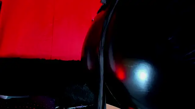 Snapshot of ArtemisaStone chatting on 10-06-25, 10:51 ArtemisaStone online show from 10-06-25, 10:51