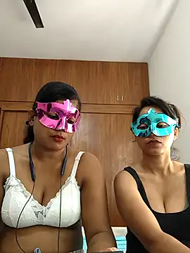 your chandni04 online show from 10-25-25, 08:00