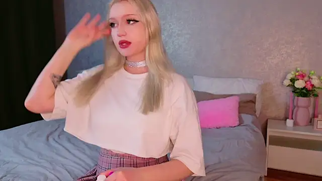 trinnity sweet online show from 11-13-25, 07:46