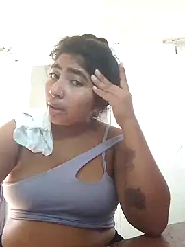 Snapshot of KENDRA-6-9 chatting on 10-02-25, 12:23 KENDRA-6-9 online show from 10-02-25, 12:23