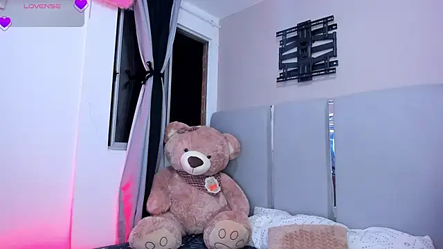 EmystarX online show from 03-19-26, 01:53