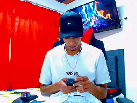 cristian tayron1 online show from 07-26-26, 09:00