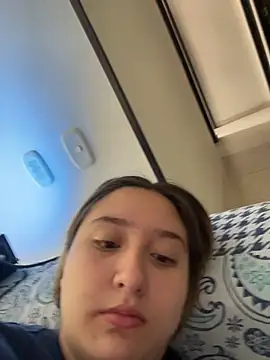 Snapshot of MoraInFire chatting on 12-04-25, 06:05 MoraInFire online show from 12-04-25, 06:05