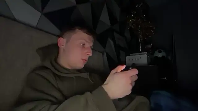 Oliver harrison online show from 02-03-26, 12:42