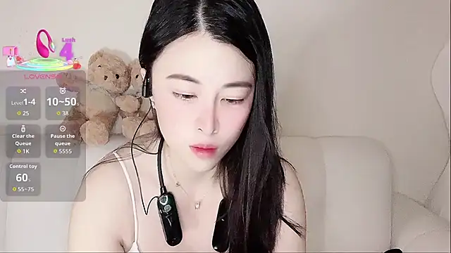 LuLu-Moon online show from 09-24-25, 09:18