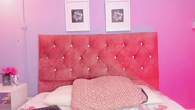 GabiHills online show from 04-19-26, 02:00