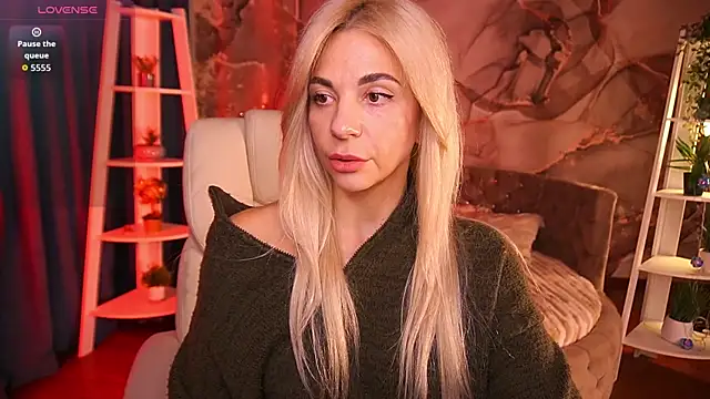 BellaRayyy online show from 03-10-26, 08:47